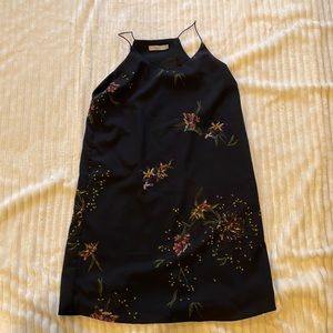 Navy floral dress ❤️